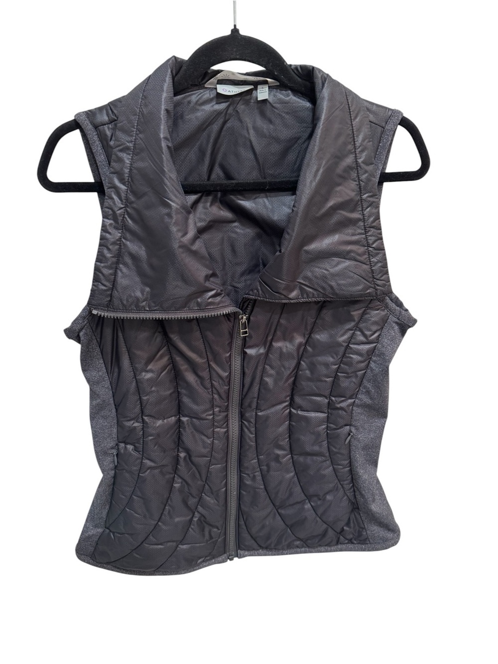 Athleta Vail Vest Size S Black Lightweight Insulated Primaloft Full Zip Sporty